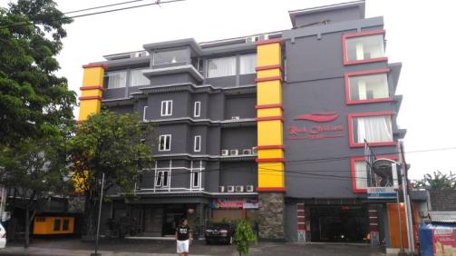 Red Chilies Hotel