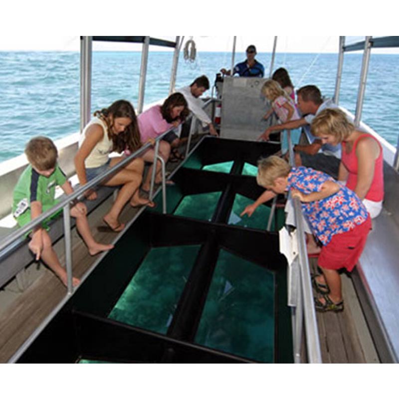 Dbali Nusa Dua Watersport and Adventure - Paket Bali Glass Bottom + Turtle Island per Boat, Tanjung Benoa