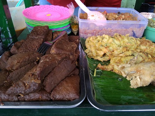 Rental Motor di Jogja untuk Makan ke Kuliner Gudeg Pecel Pasar Beringharjo Bu Yamtini