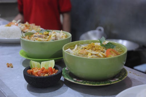 Sewa Motor di Jogja untuk Wisata Kuliner ke Ayam Geprek Dbc