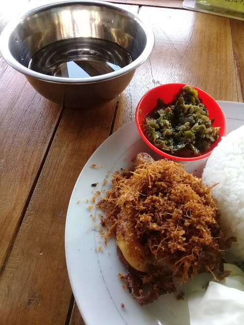 Sewa Motor di Jogja untuk Makan ke Resto & Cafe Pring Petung