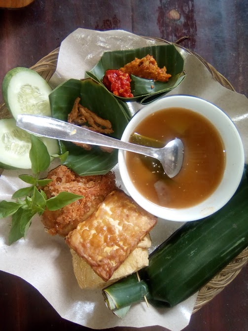Rental Motor di Jogja untuk Makan ke Warung Nasi Bakar Wirosaban