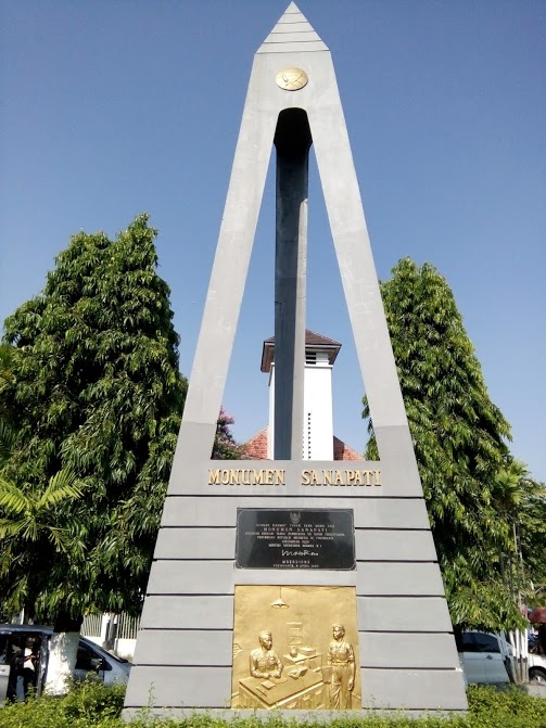 Monumen Sanapati